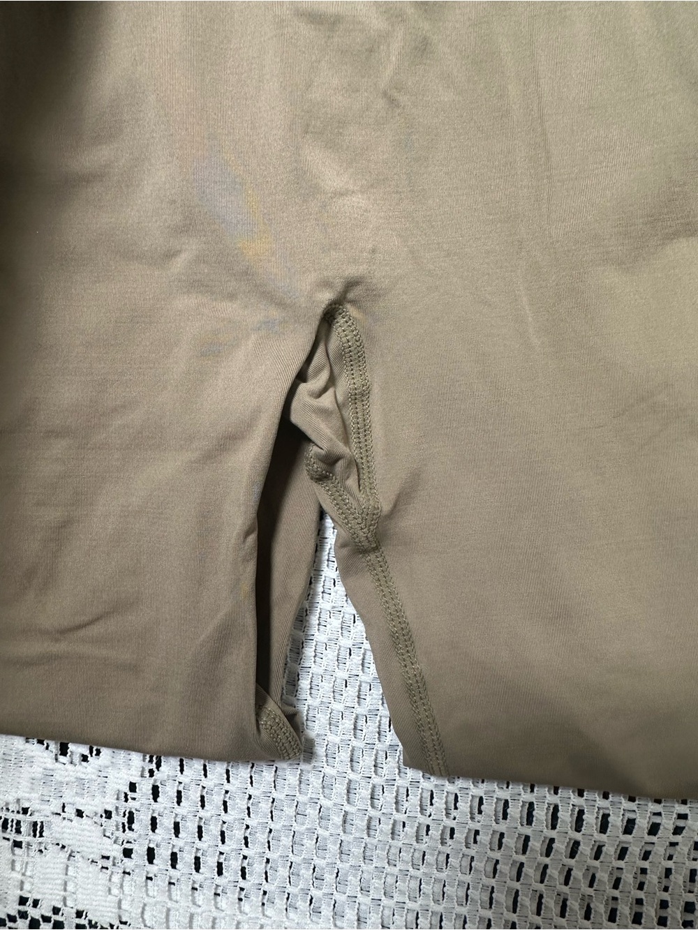 SKIMS Seamless High-Waist' Leggings in Olive Tan - Picture 2 of 5
